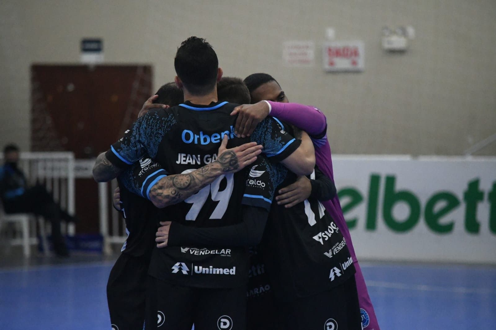 ESTADUAL: Tubarão Futsal vence o Concórdia e chega ao segundo lugar da competição