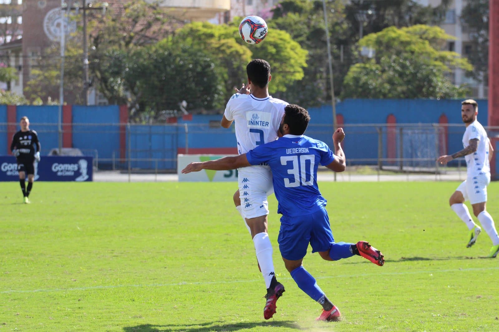 CATARINENSE SÉRIE B: Tubarão perde para o Barra, fora de casa