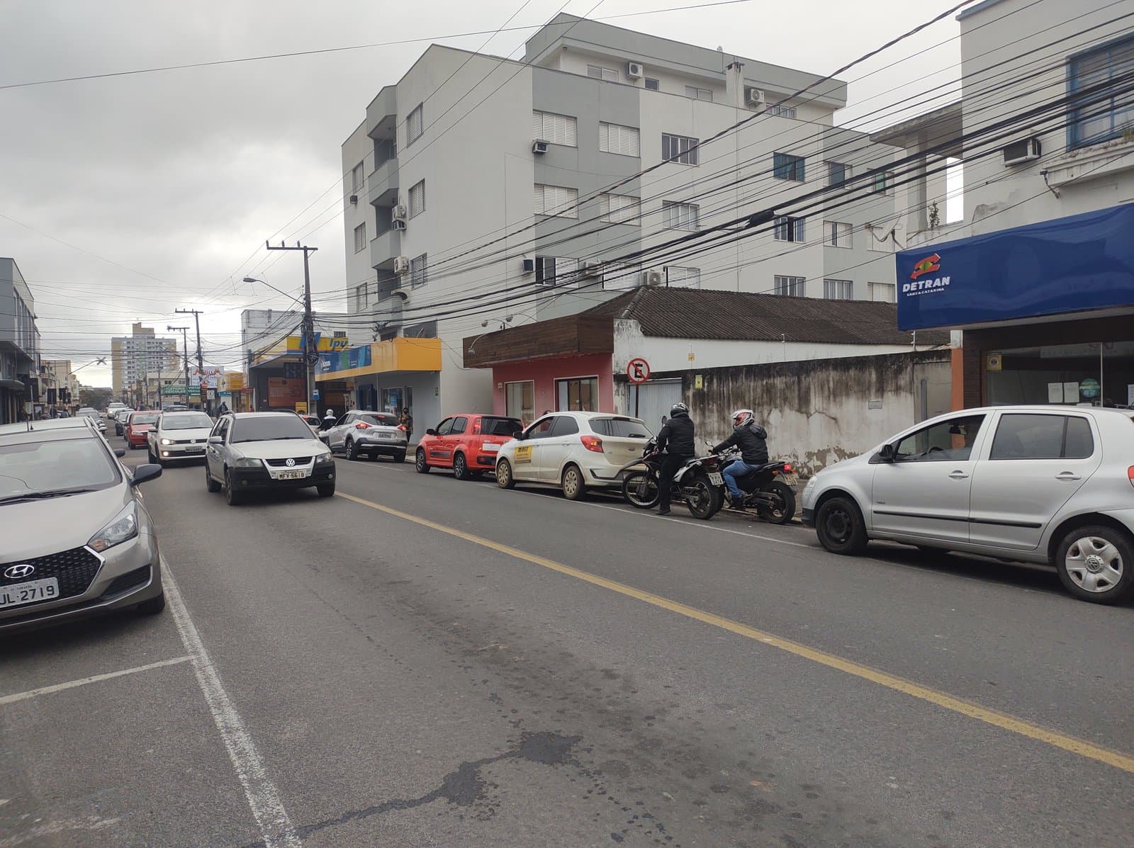 Procon fiscaliza denúncias de aumentos abusivos nos preços dos combustíveis