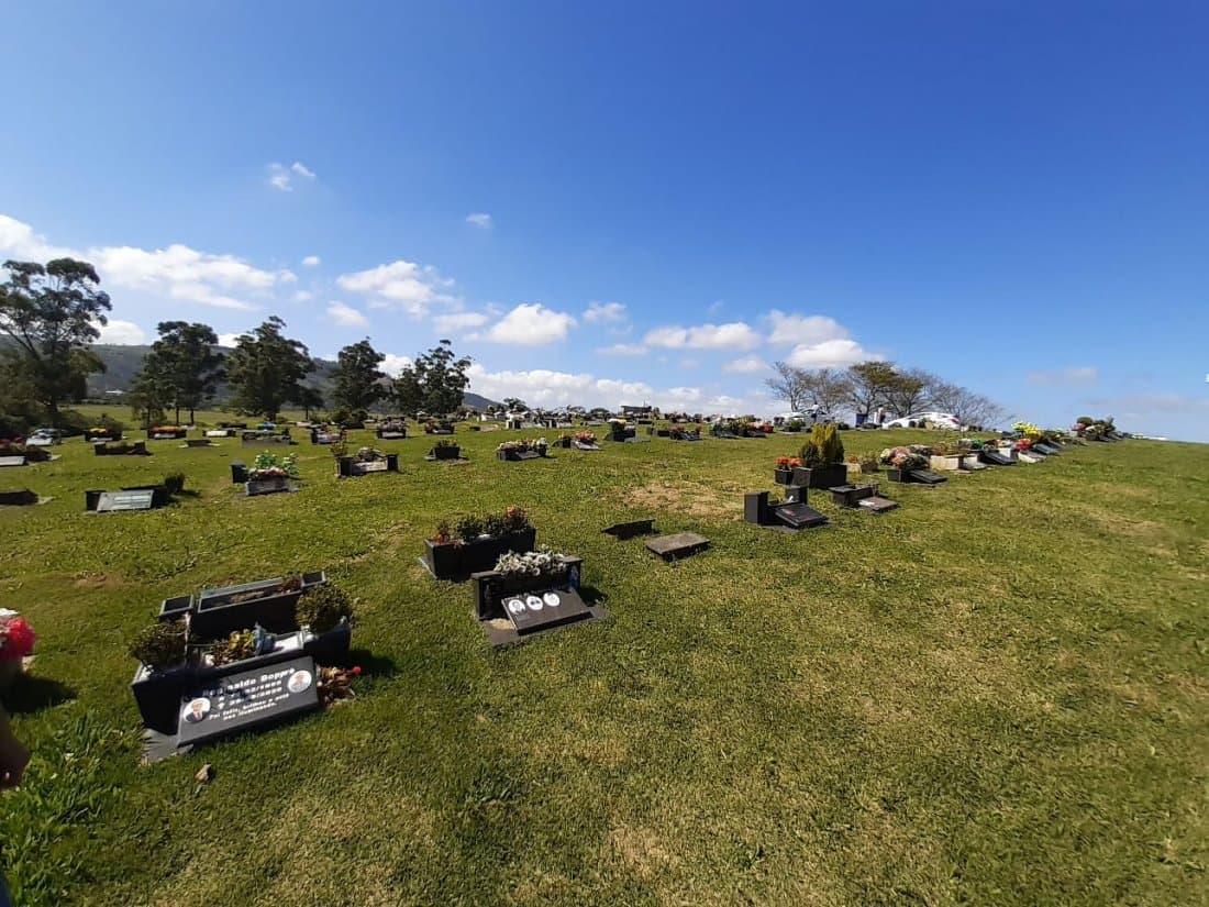 Cemitérios de Tubarão recebem melhorias para o feriado de Finados