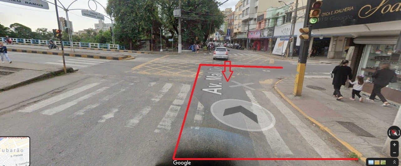 Reparo emergencial será feito neste sábado em buraco no Centro de Tubarão