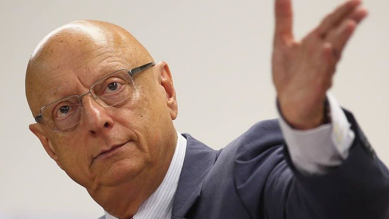 Está esquentando os bastidores da política