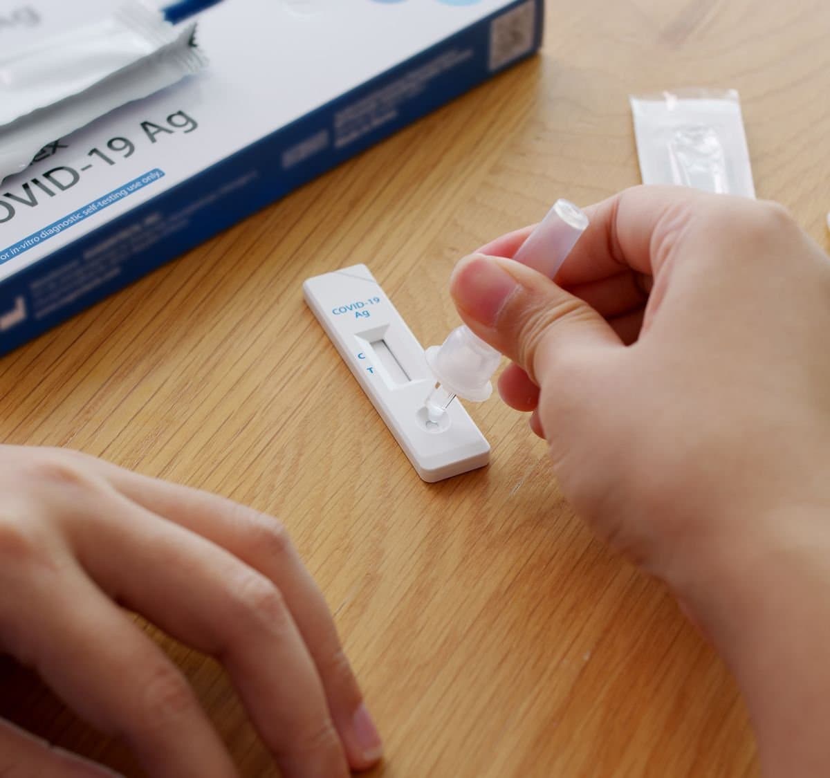 Média móvel de casos de Covid-19 está em alta há dez dias