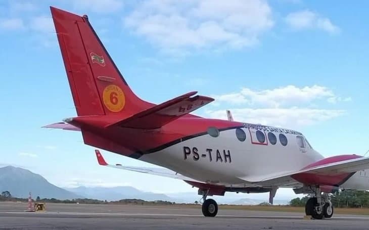 Justiça nega liminar e governador tem o direito de usar aviões do estado