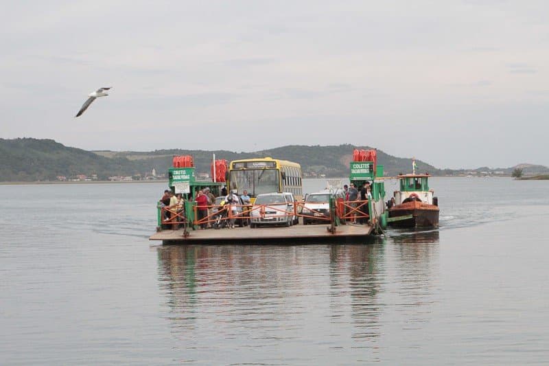 Travessia da balsa é paralisada devido aos fortes ventos