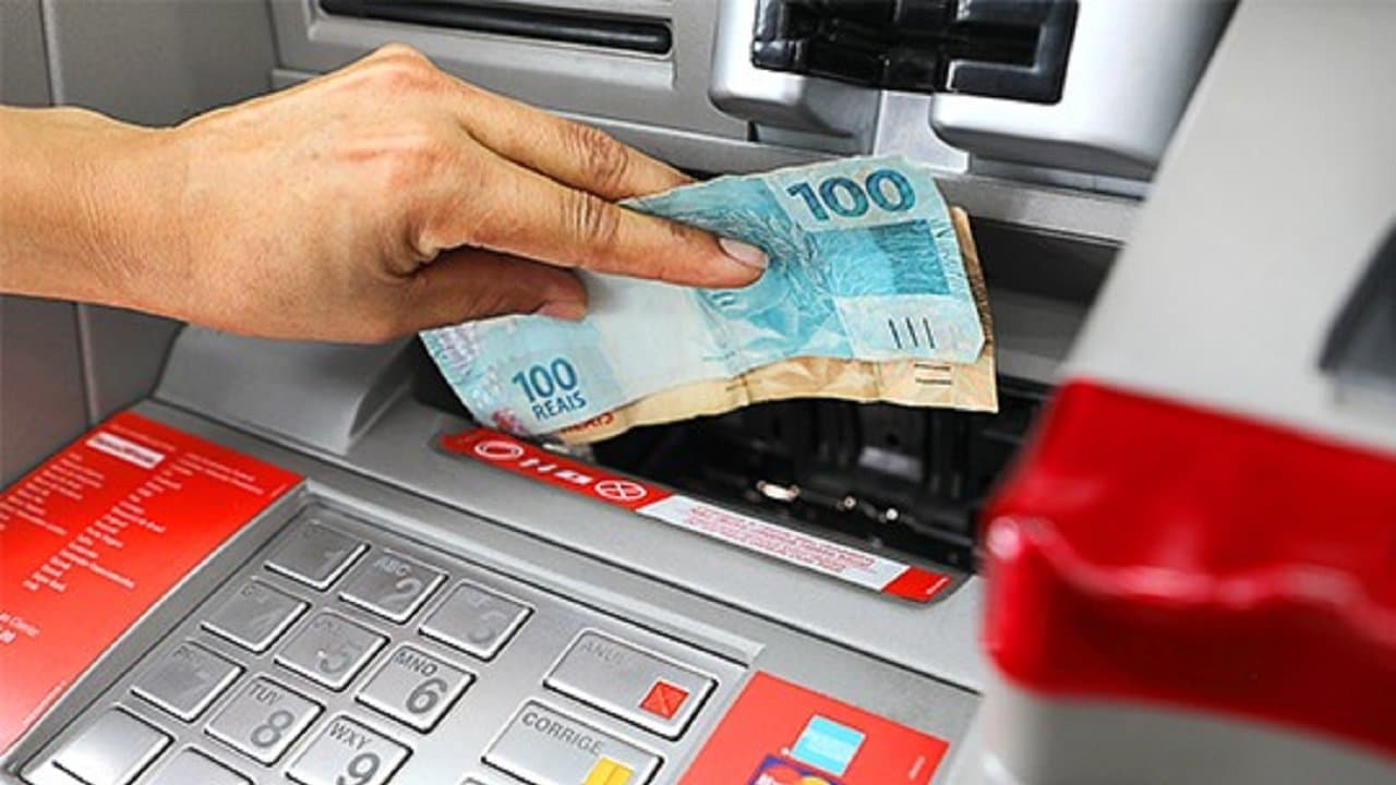 Homem cai em golpe após depositar R$ 5 mil para receber 16 vezes mais