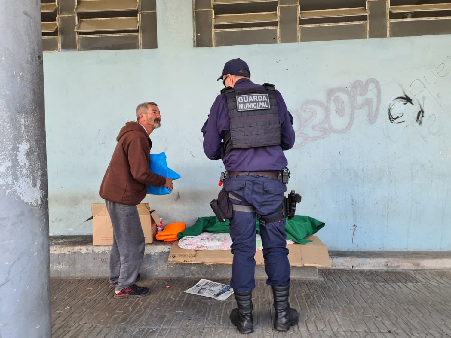 Mais três pessoas em situação de rua aceitam tratamento contra dependência química