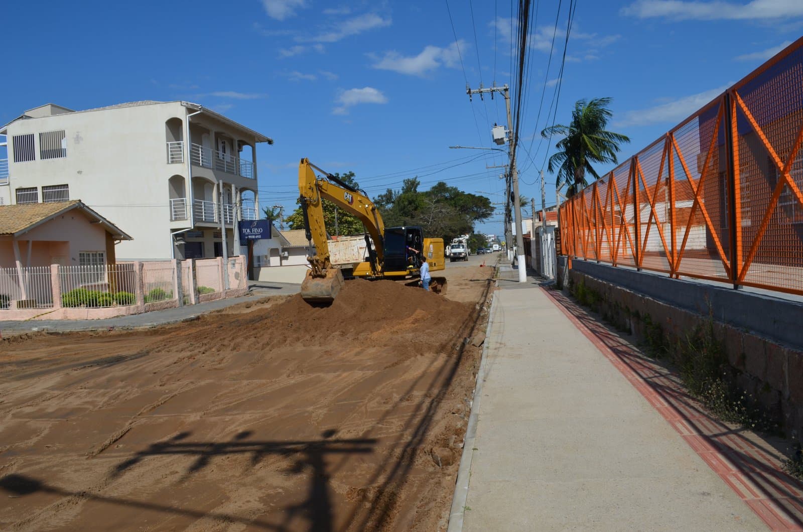 Iniciada mais uma etapa da pavimentação da Rua dos Ferroviários
