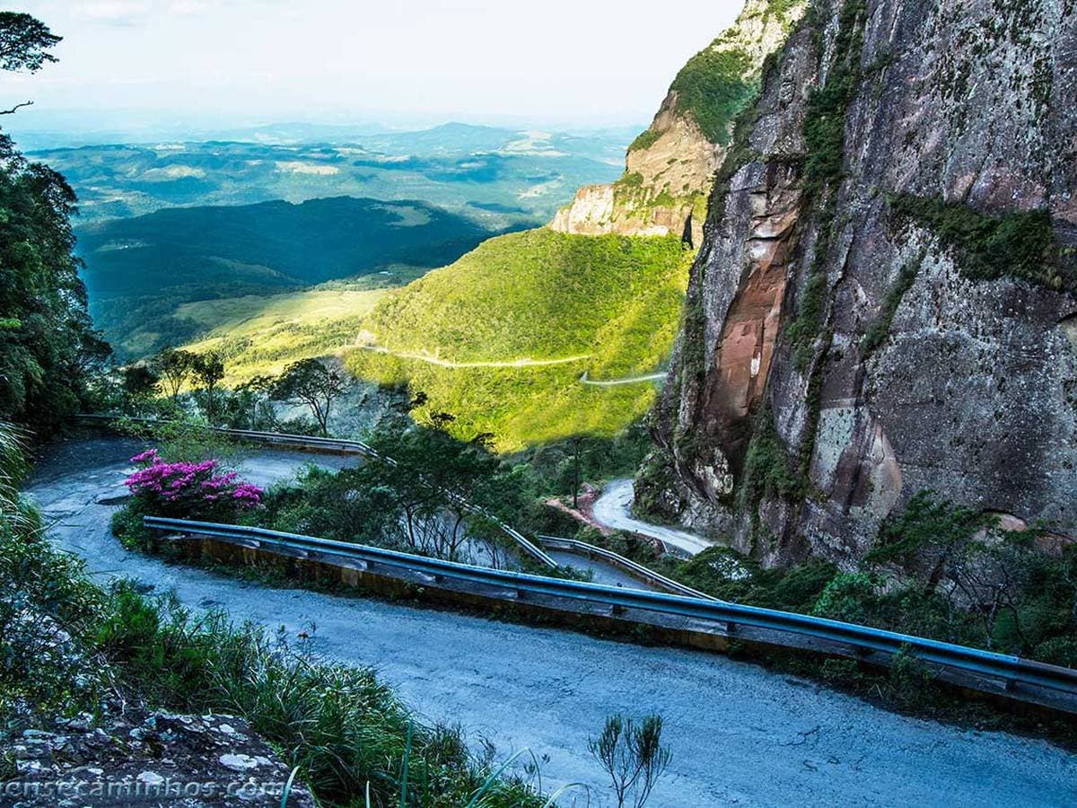 Tráfego de veículos é reaberto na Serra do Corvo Branco
