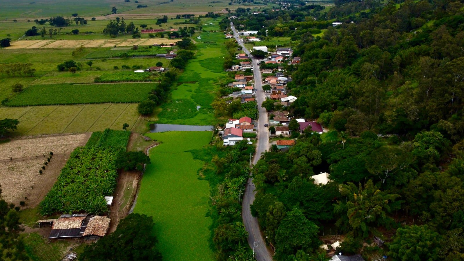 Iniciada a revitalização de mais um trecho da estrada geral da Madre
