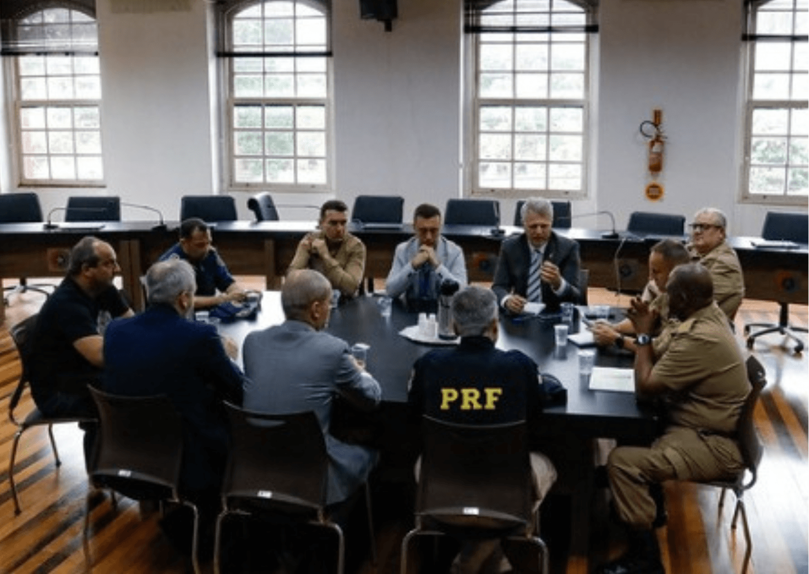 Ações para desobstruir rodovias são discutidas por forças de segurança de SC