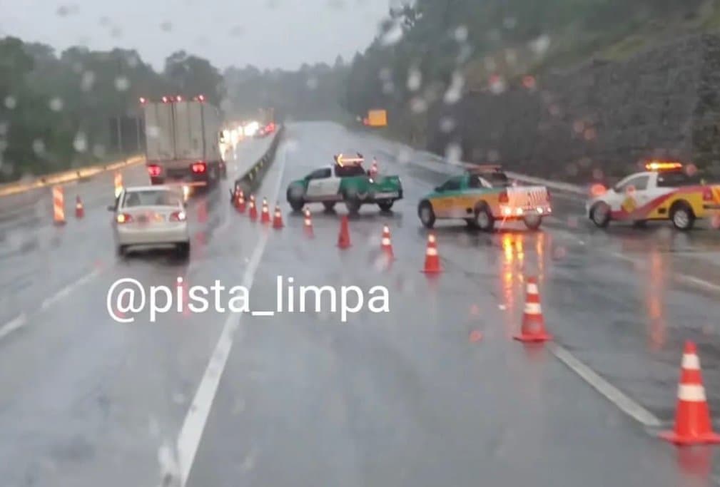 Trecho do Morro dos Cavalos é bloqueado devido às chuvas