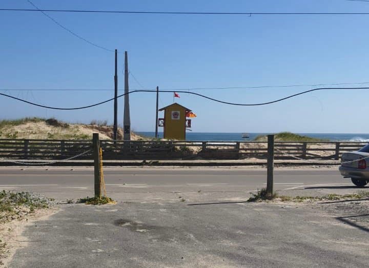 Homem morre após levar facada da esposa; ela alega legítima defesa