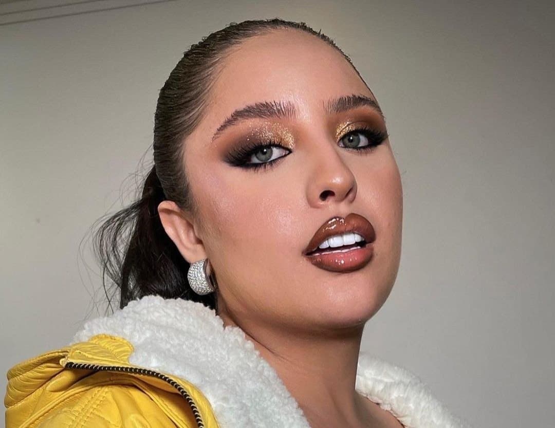 Cantora Mari Fernandez se apresenta neste sábado (28) no Mailing Lagoa