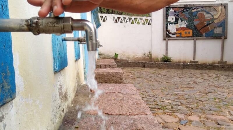 Fonte da Carioca, em Laguna, passa por reparos