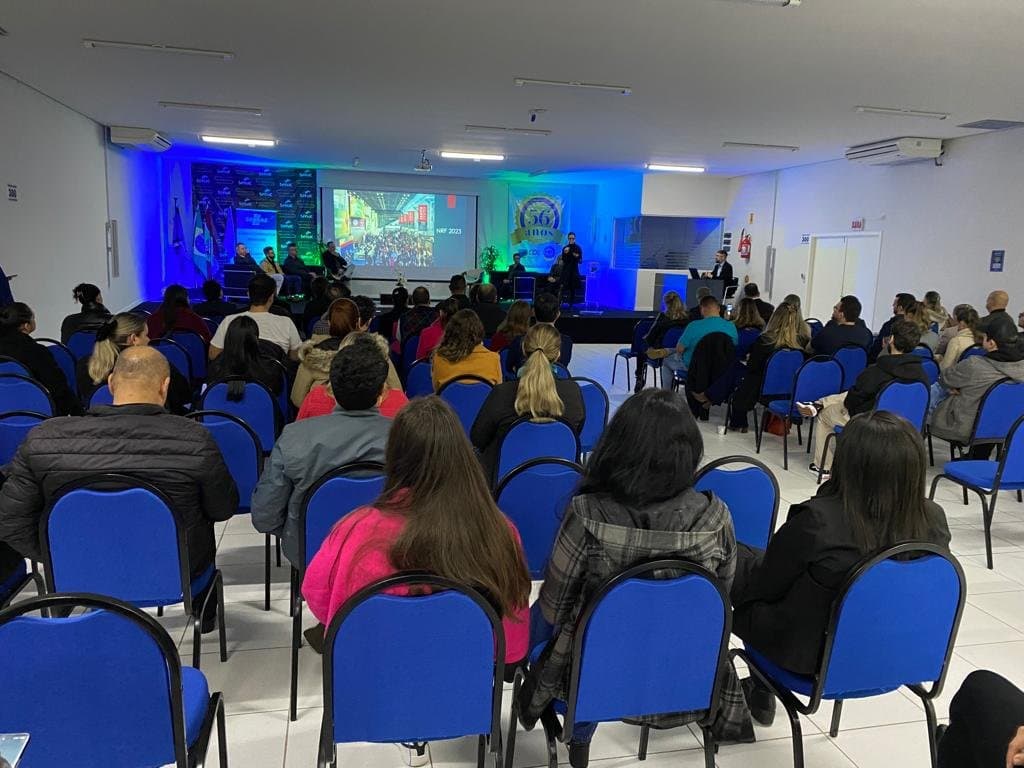 CDLs da região participam de talk sobre tendências do varejo