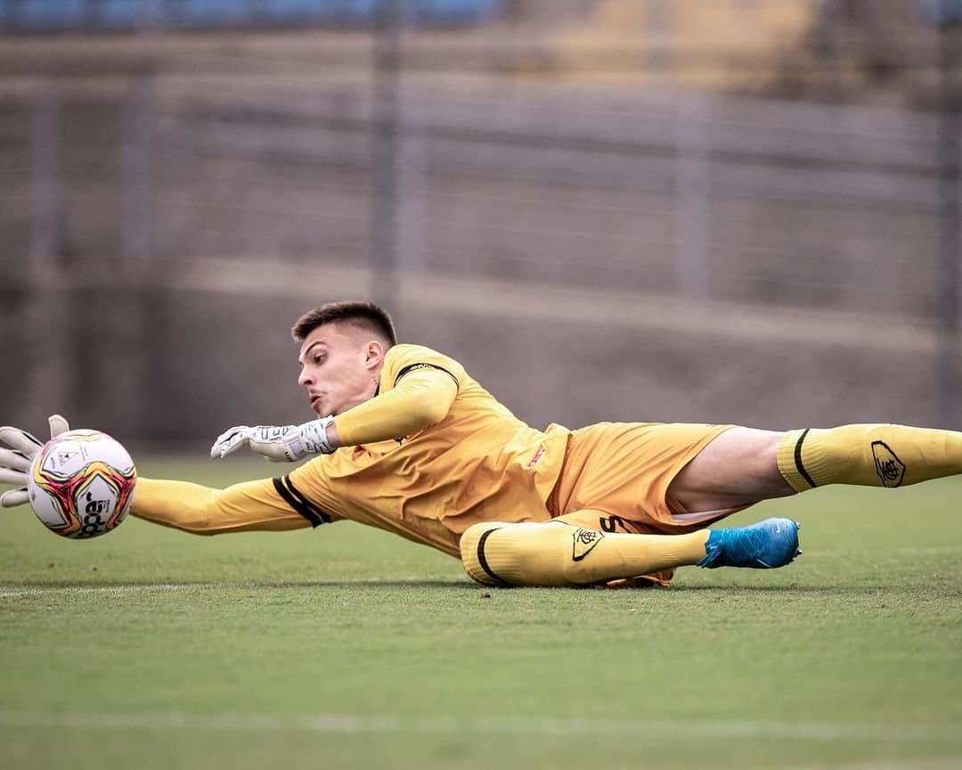 Atlético Tubarão anuncia contratação do goleiro Pedro Nesi