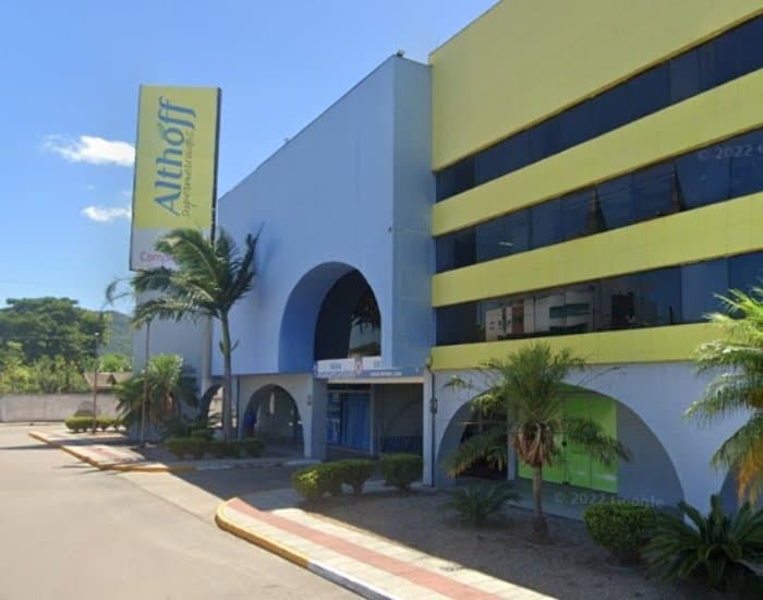 Mais de 150 empregos diretos serão gerados em Tubarão com novos supermercados