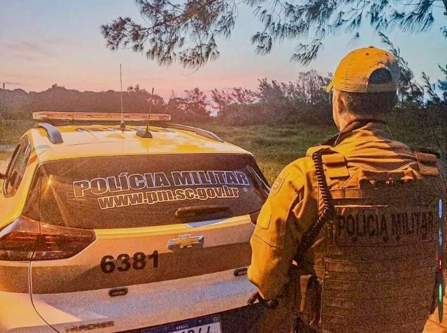 Após agredir e ameaçar a ex, homem foge com a filha de 2 anos