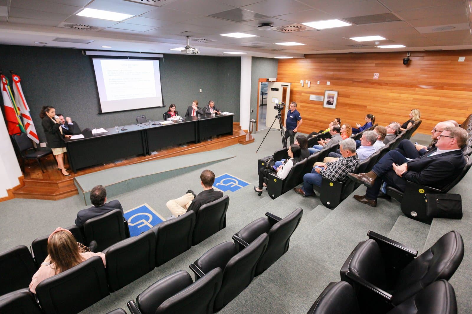 Situação dos hospitais de Laguna e Braço do Norte é discutida com deputados e Secretaria de Saúde