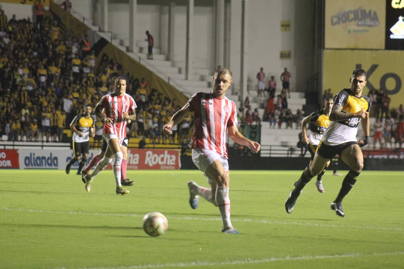 CATARINENSE: Criciúma faz dois e vence Hercílio Luz