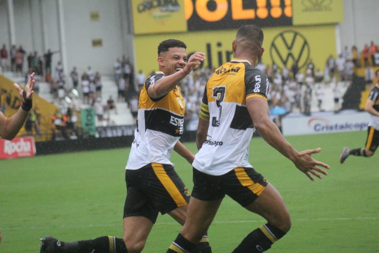 CATARINENSE: Criciúma goleia Figueirense na estreia do estadual