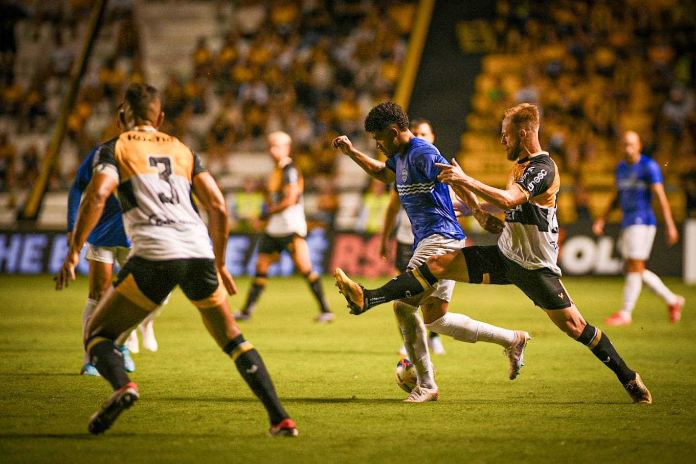 CATARINENSE: Criciúma vence Barra e mantém liderança