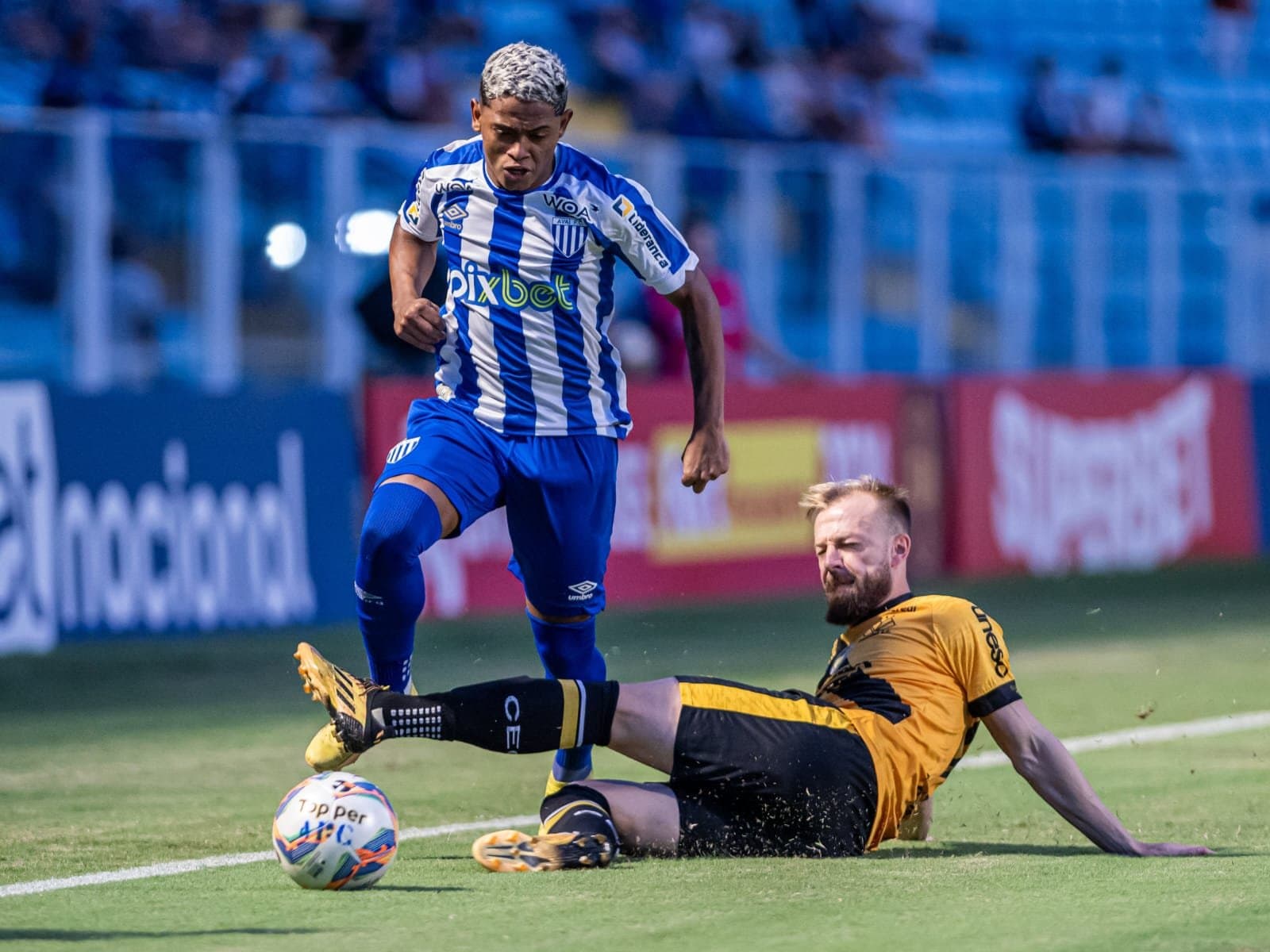 CATARINENSE: Criciúma vence Avaí e dispara na liderança