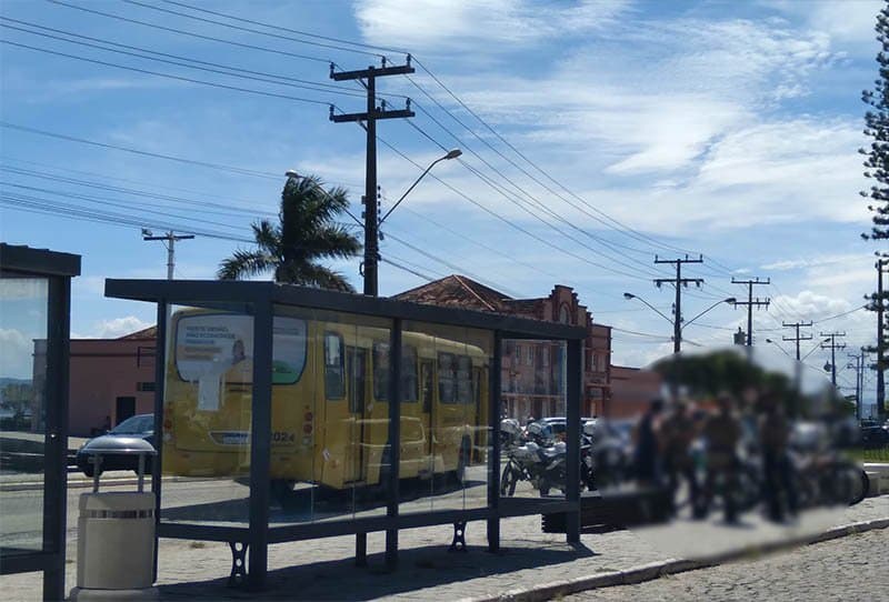 Jovem é assediada dentro do ônibus em Laguna
