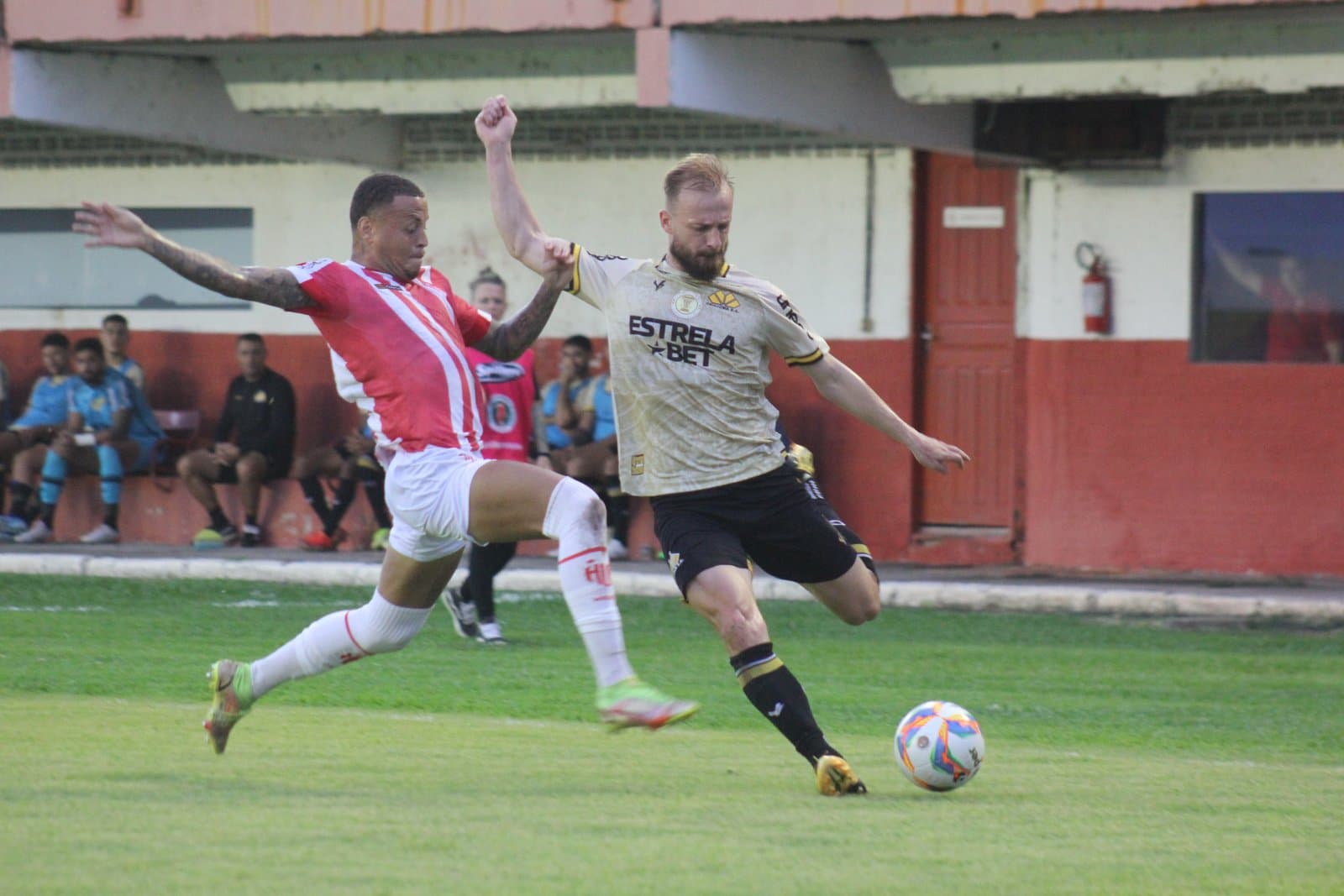 CATARINENSE: Hercílio Luz e Criciúma ficam no empate pelo jogo de ida das quartas de final