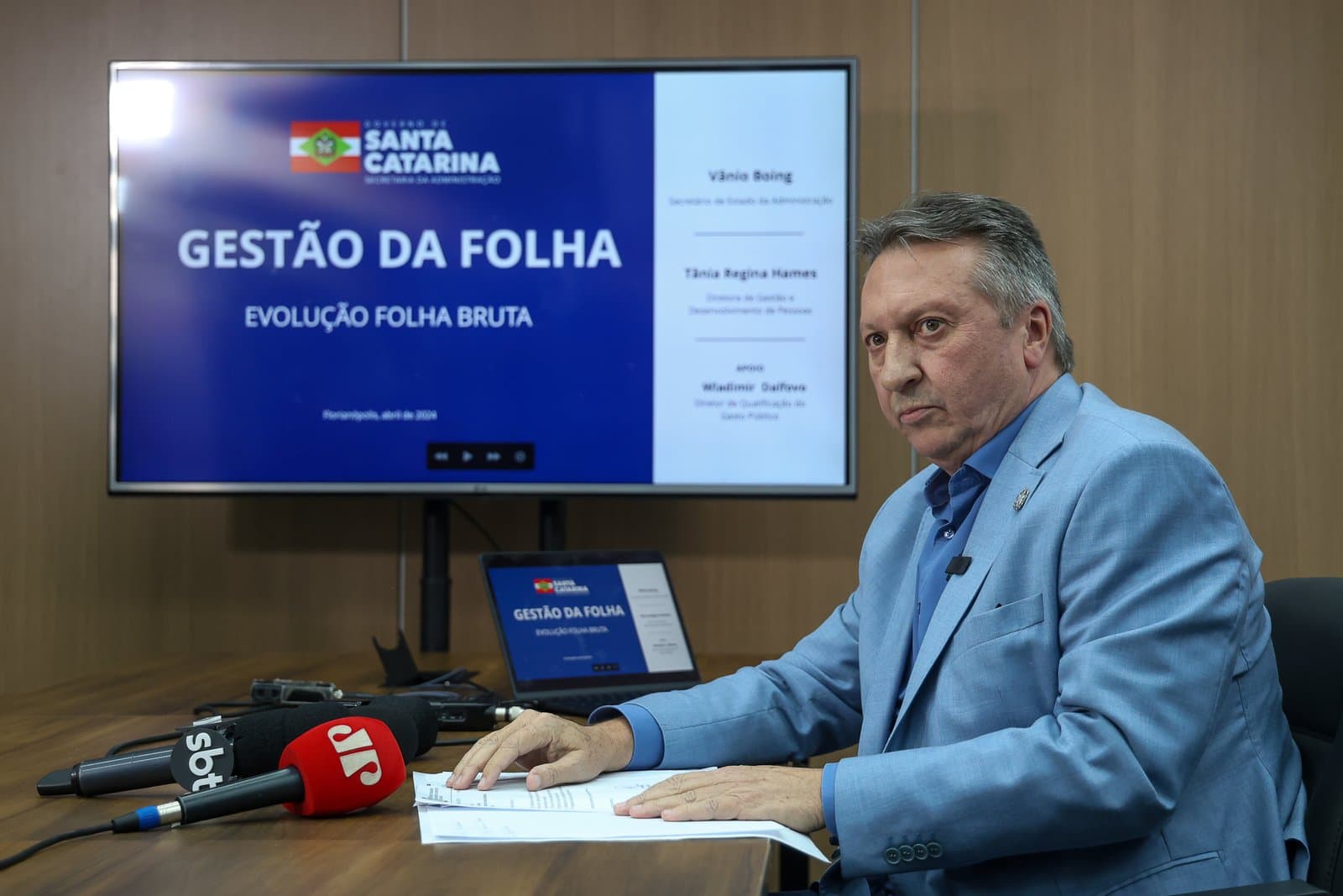 Governo aguarda fim da paralisação para retomar negociações com professores