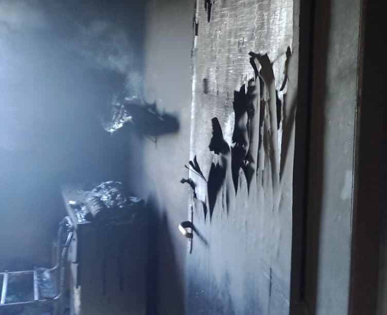 Incêndio em apartamento de Tubarão mobiliza os bombeiros