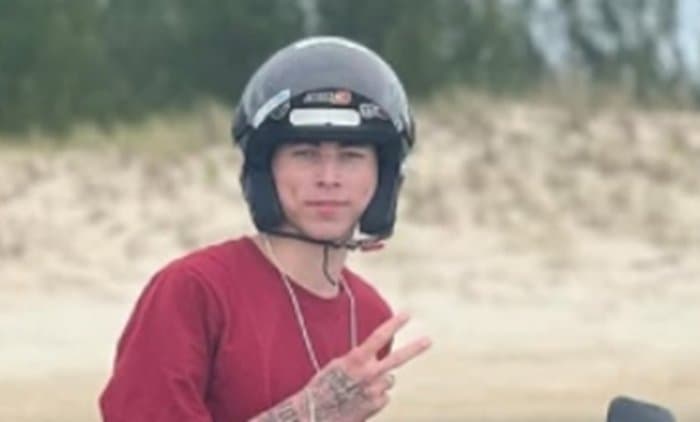 Jovem motociclista morre ao colidir com caminhão na SC-370