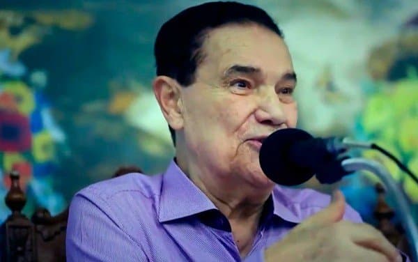 Morre Divaldo Franco, líder espírita considerado sucessor de Chico Xavier