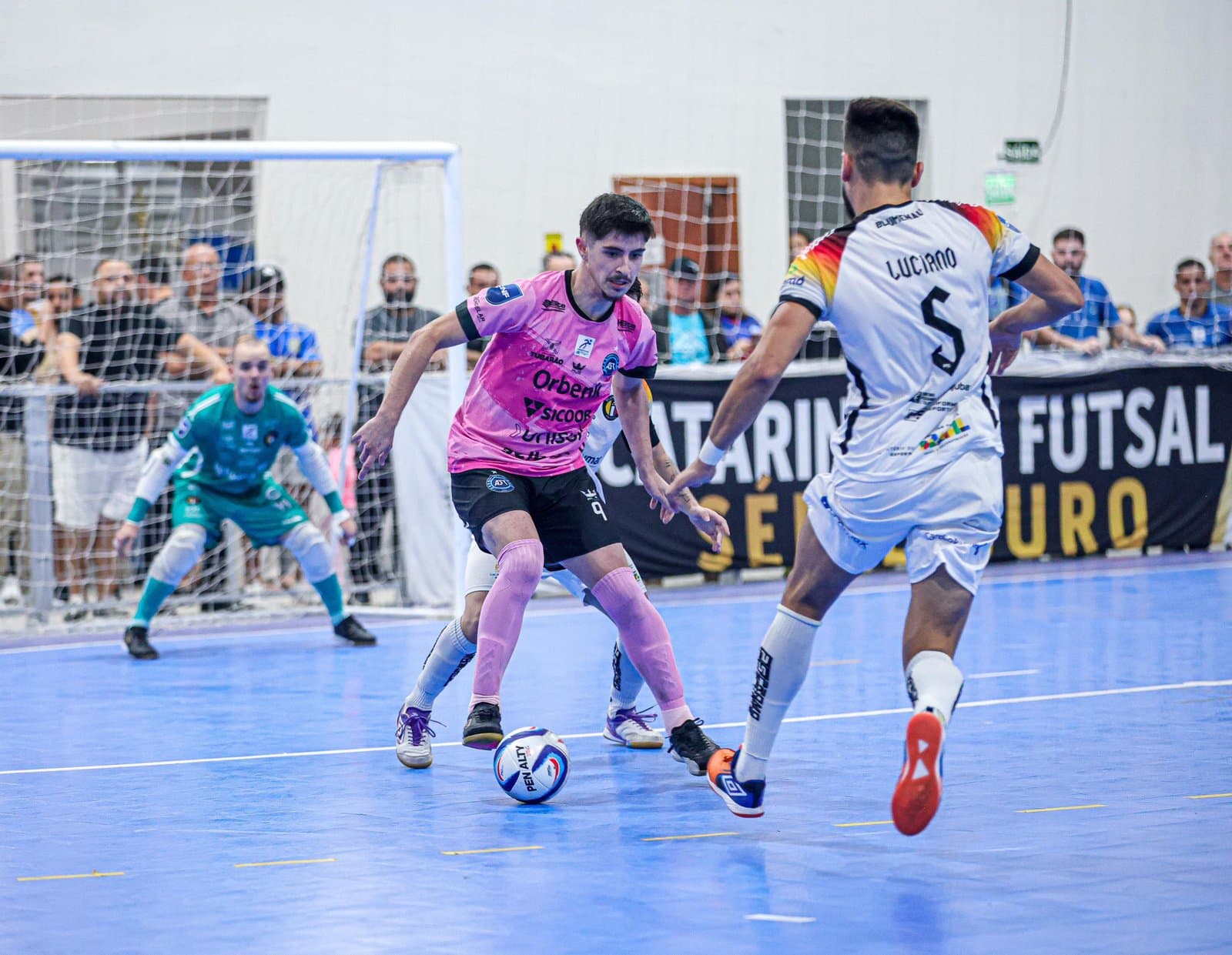 CATARINENSE: Tubarão Futsal é derrotado pelo Blumenau