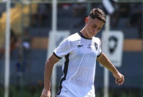 Atleta de Tubarão pode fazer estreia profissional pelo Botafogo