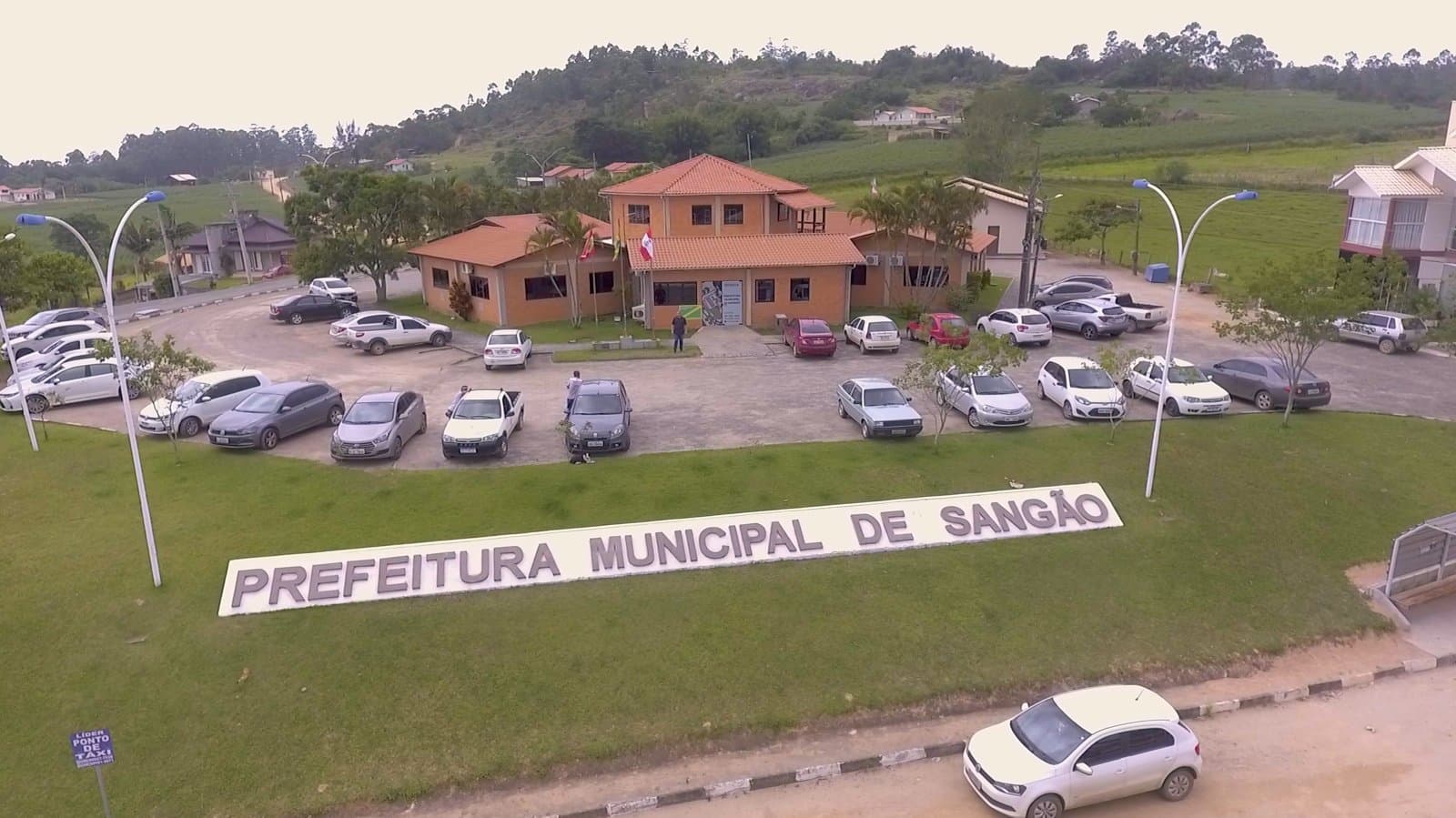 Mais de 60 servidores têm nomeações extintas após anulação de concurso pela justiça